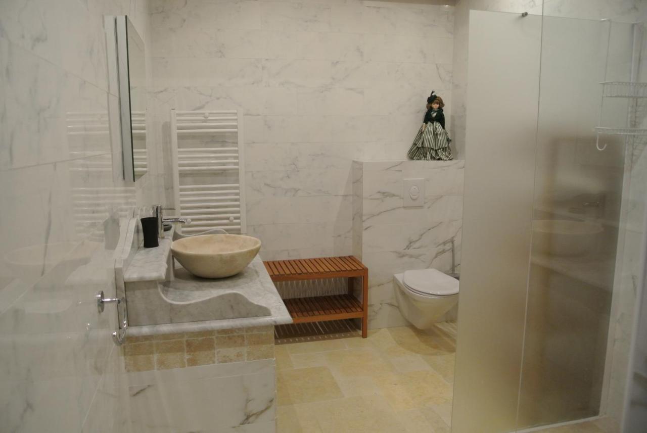 Grand Tamaris Hosting Bed & Breakfast Arles Eksteriør bilde