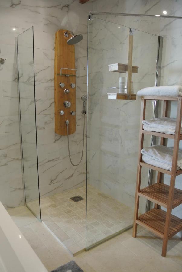 Grand Tamaris Hosting Bed & Breakfast Arles Eksteriør bilde