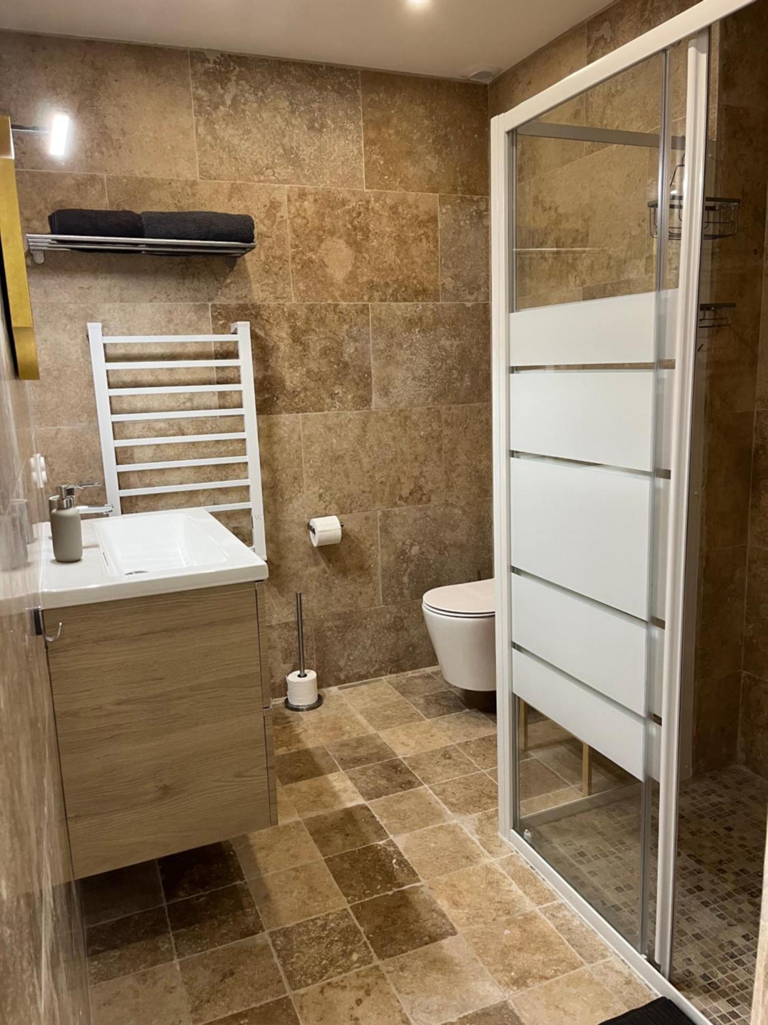 Grand Tamaris Hosting Bed & Breakfast Arles Eksteriør bilde